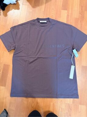ESSENTIALS Short Sleeve Crewneck T-Shirt in Brown